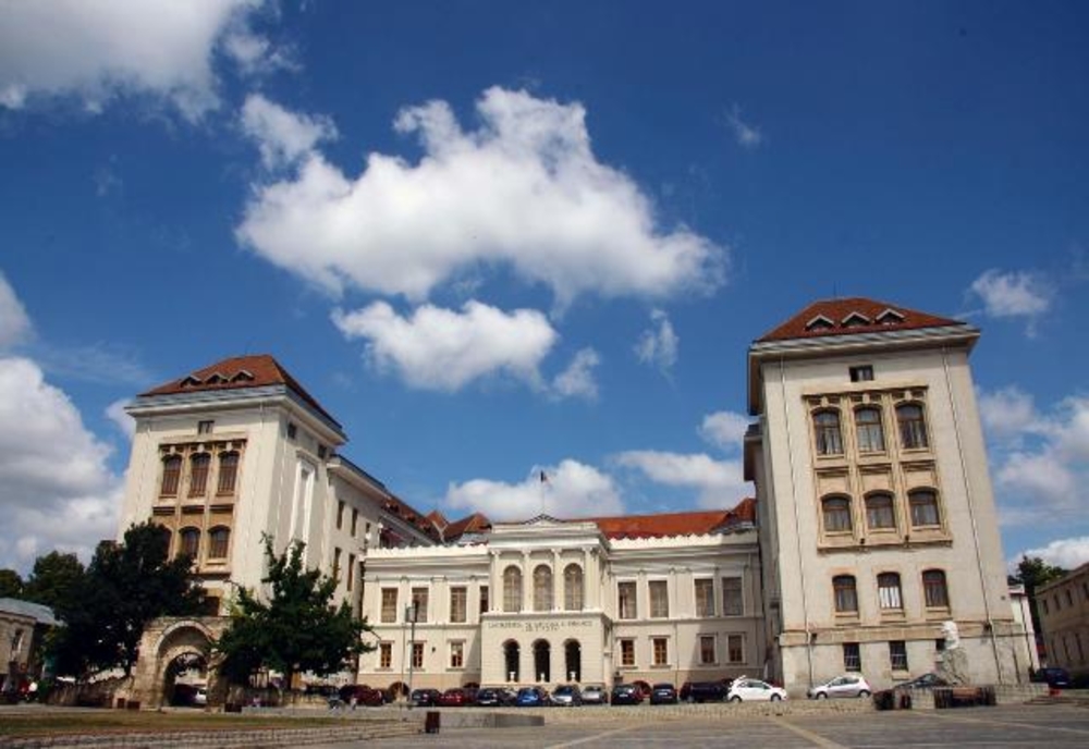 Când începe admiterea pentru studenţii străini pe locurile cu taxă în valută la UMF Iași