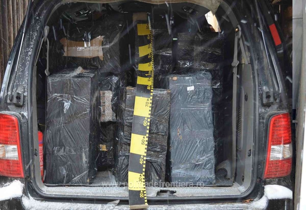 Țigări de contrabandă în valoare de peste 190.000 de lei, confiscate dintr-un garaj din Falcău VIDEO