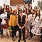 Lansare de carte și prezentare de modă vestimentară inedită în Negrești-Oaș