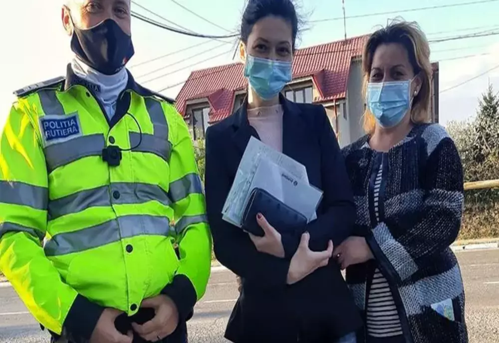 Surpriză făcută de polițiștii ieșeni unei asistente prinsă încălcând regulile de circulație