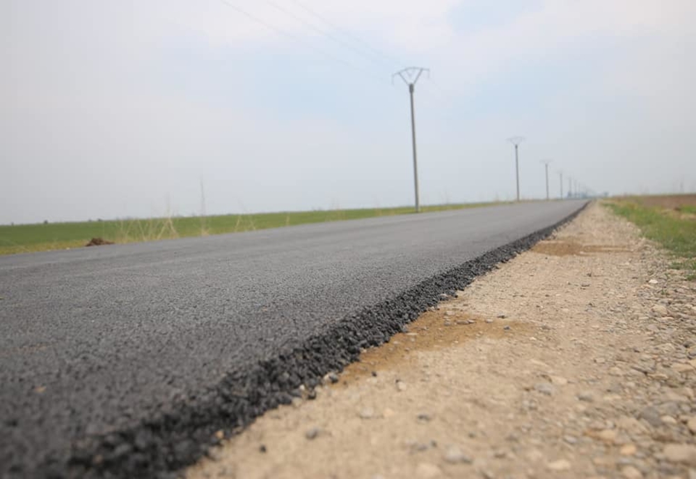 Cinci drumuri județene din Călărași se află în proces de asfaltare