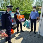 Cadouri din partea polițiștilor, pentru două centre sociale din Târgoviște