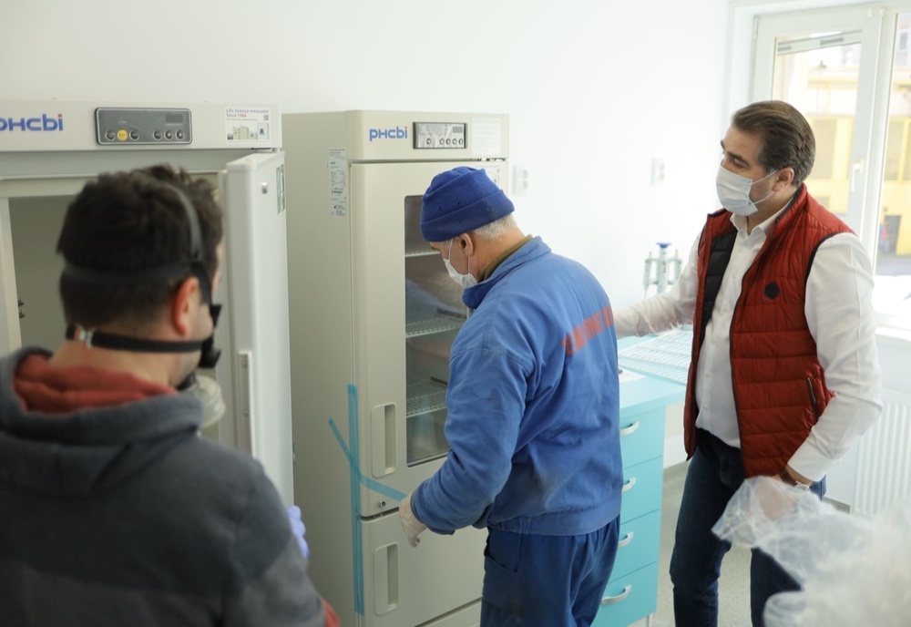 Aparatul pentru testarea virusului COVID-19 de la spitalul din Piatra-Neamț, funcțional