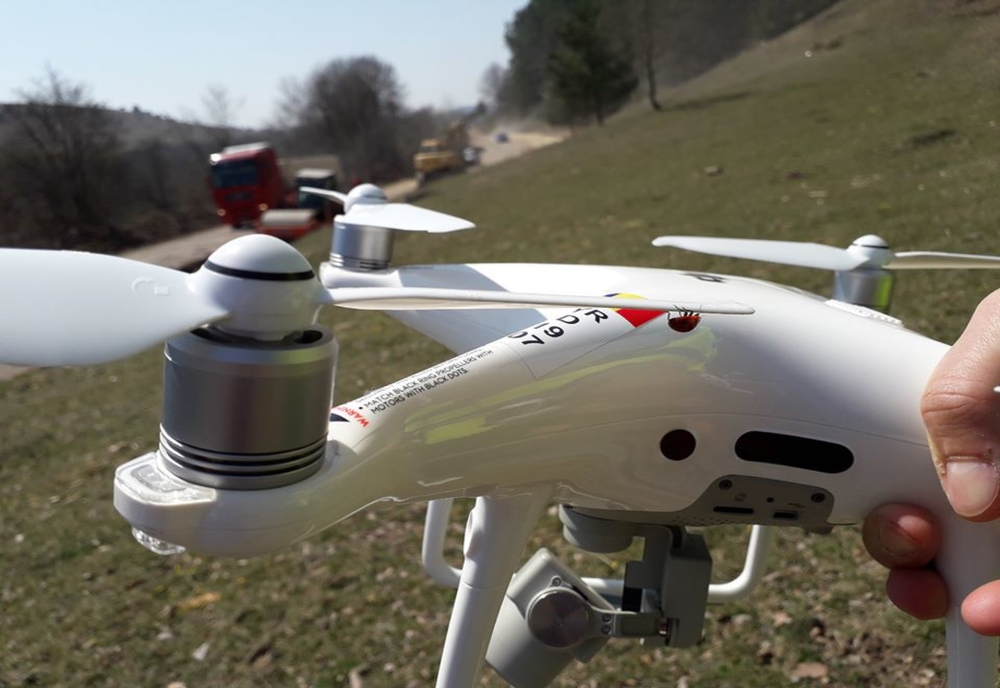 Două drone ale Consiliul Județean Harghita, oferite pentru depistarea incendiilor de vegetație și forestiere