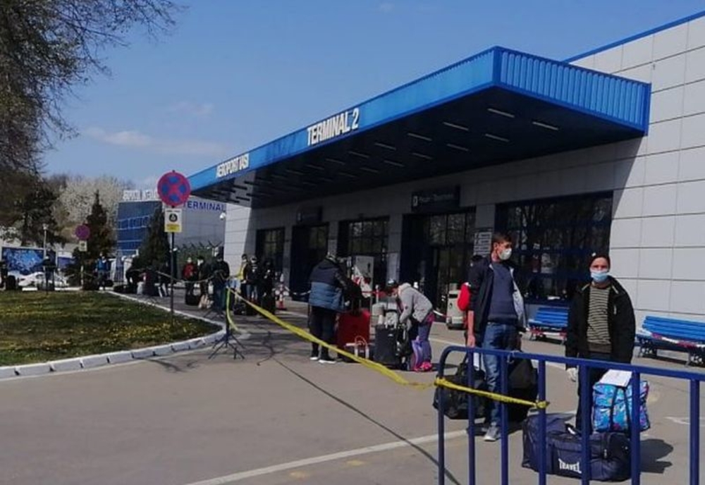 Exod de muncitori sezonieri spre Germania, de pe Aeroportul Iași