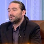 Plesoianu ar tine școlile închise pana în iulie