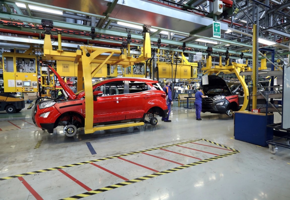 Ford a reluat activitatea la fabrica din Craiova