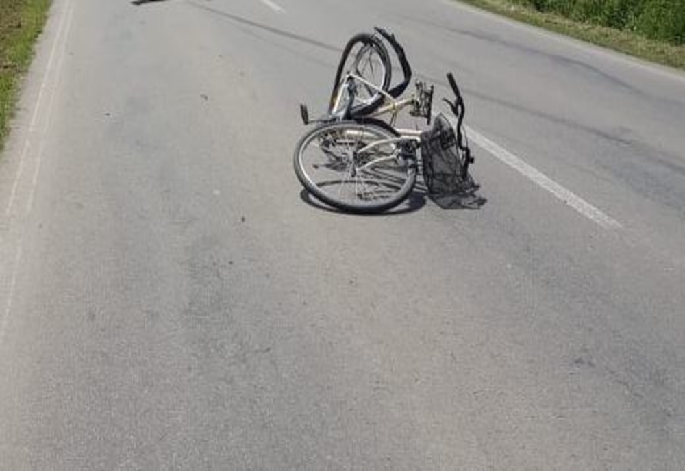 Biciclist accidentat de un șofer neatent