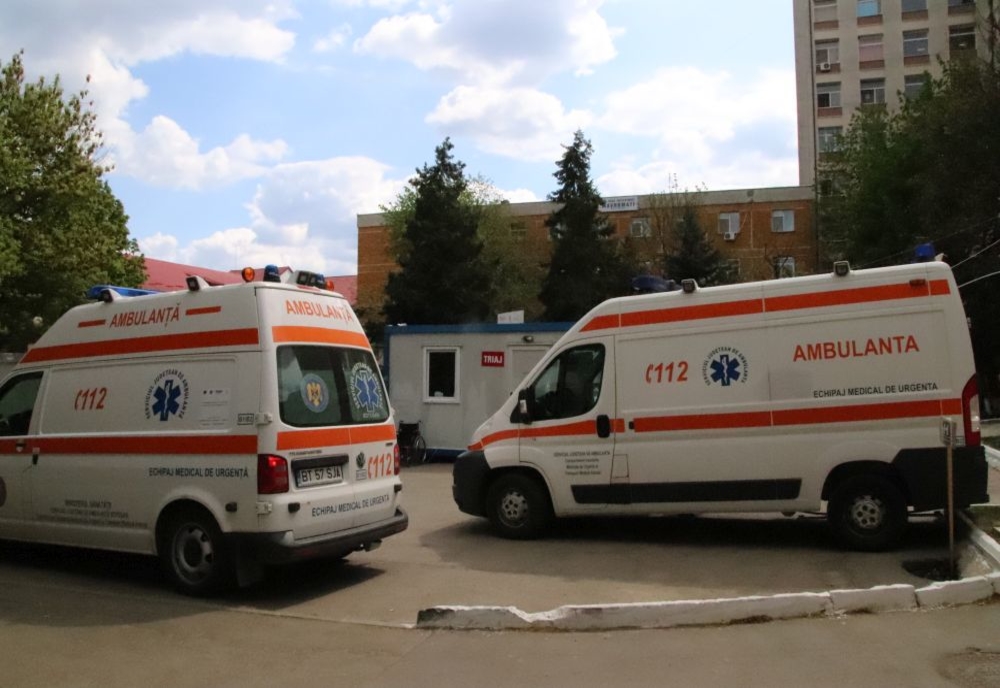 Încă opt cadre medicale ale Centrului de Dializă Botoșani s-au infectat