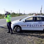 Arad: Bărbat cercetat după ce a condus ilegal o mașină