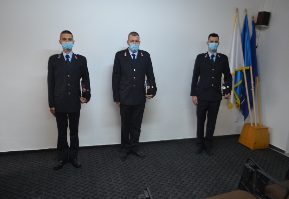 Trei elevi ai Școlii de Subofițeri din Bodești, în practică la ISU Sibiu
