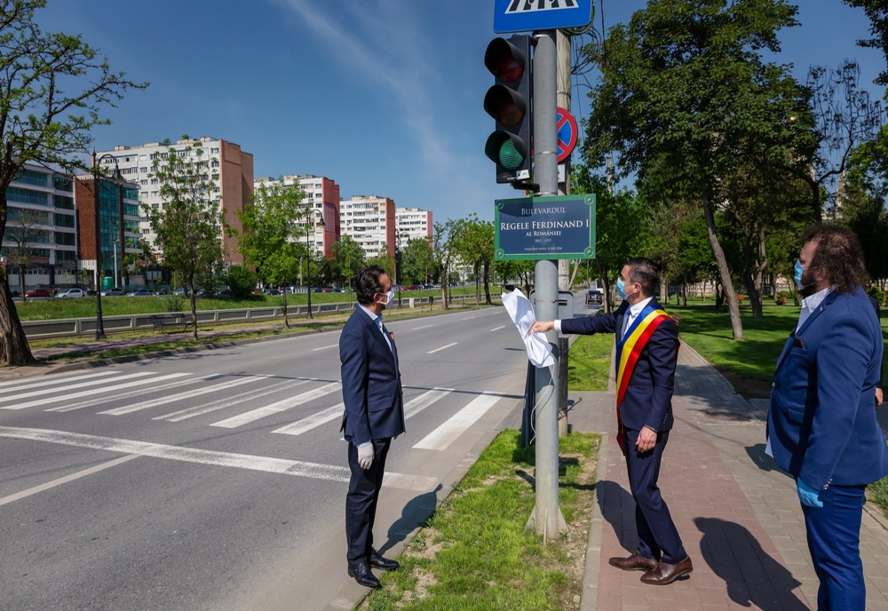 Denumiri noi pentru două străzi și un parc din Iași au de astăzi. Au nume de monarhi – FOTO