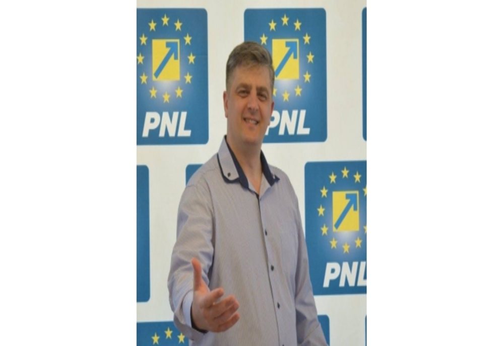 Medicul Adrian Zoican și președintele Federației Române de Tenis de masă candidează din partea PNL la Buzău