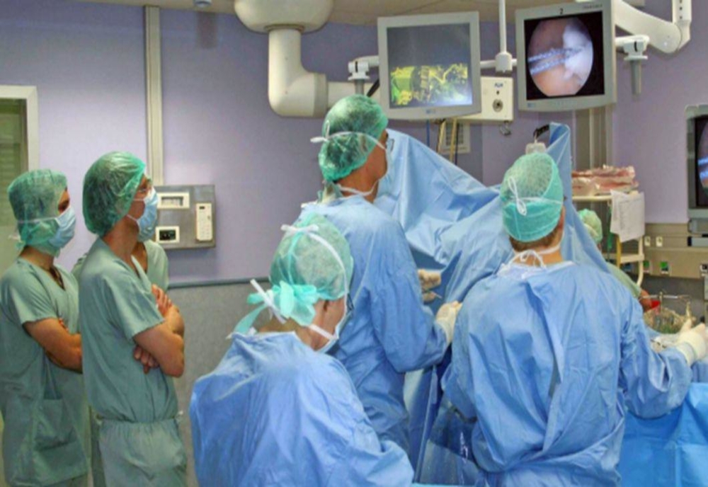 Secțiile chirurgicale ale SCJU Sibiu reintră în normal, după o perioadă în care au funcționat ca zone roșii pentru COVID