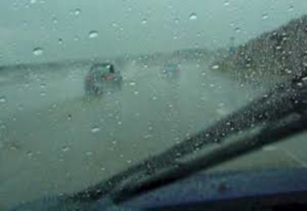 Ploaie torențială pe autostrăzile A2 și A3