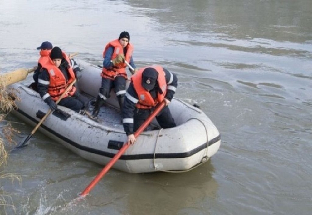 VIDEO. Un copil de 10 ani a fost salvat de la înec din râul Olt