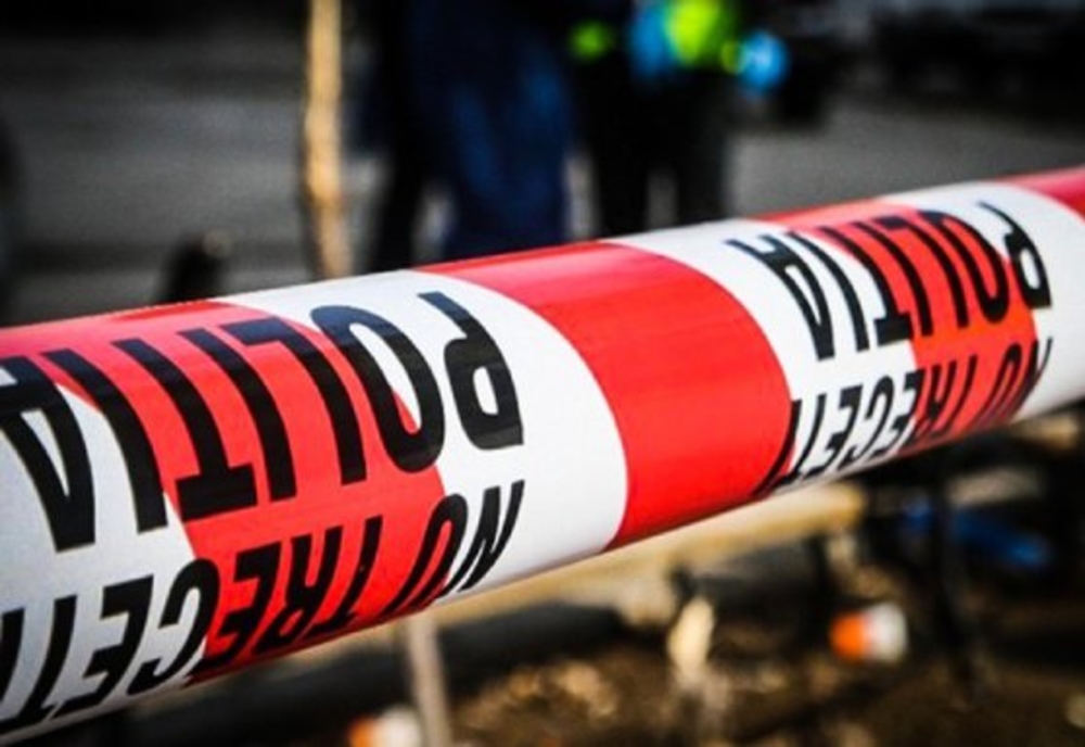 Bărbat găsit mort într-un apartament din Iași! Avea o plagă înjunghiată precordial