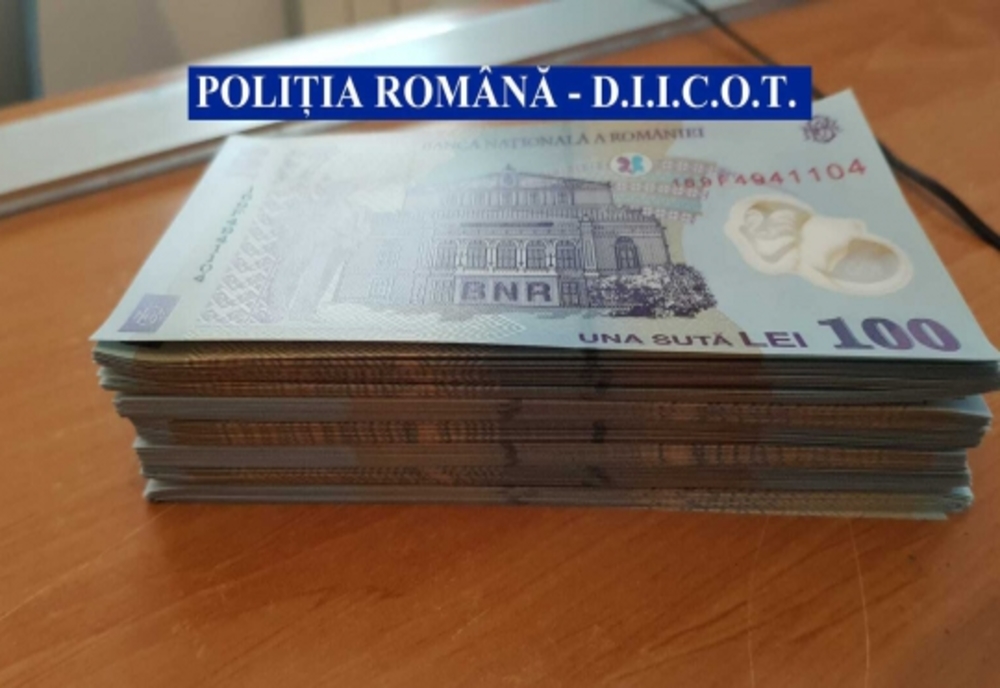A fost reținut cel mai mare falsificator de bani din România. El a produs peste 17.000 de bancnote
