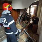 FOTO| Trei răniți, după o explozie într-o casă din Constanța