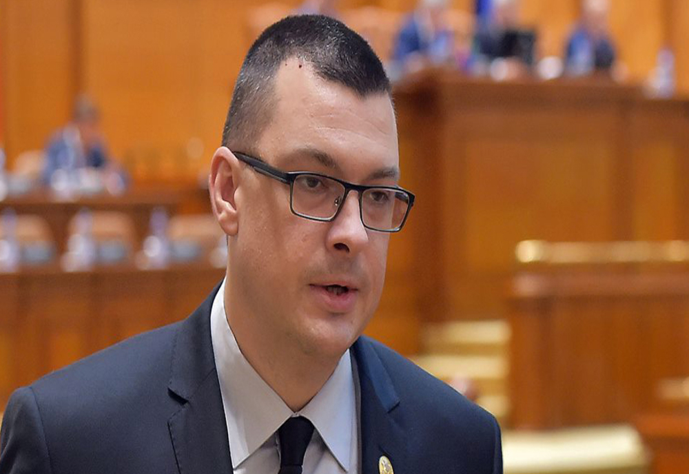 Deputatul PNL Ovidiu Raețchi către Ciolacu: Impuneți retragerea clownului Bădulescu
