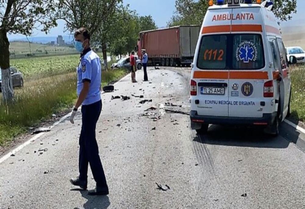 VIDEO Accident grav pe DN 22, în județul Tulcea! Șoferul vinovat este din Sibiu!