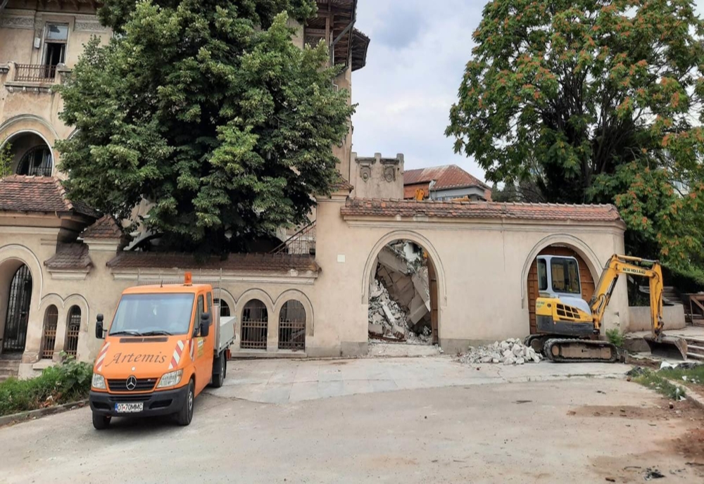 Slatina: Clădire monument istoric, fost sediu BNR, transformată în judecătorie