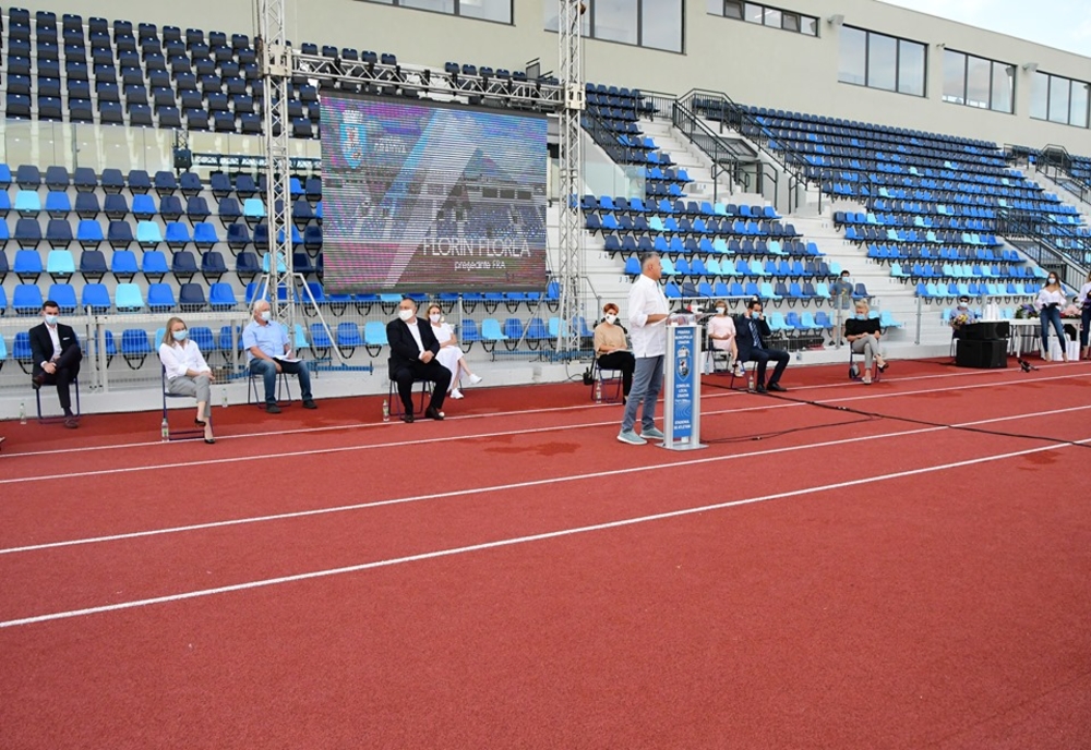Stadionul de atletism din Craiova, inaugurat în prezenţa unor legende ale sportului românesc