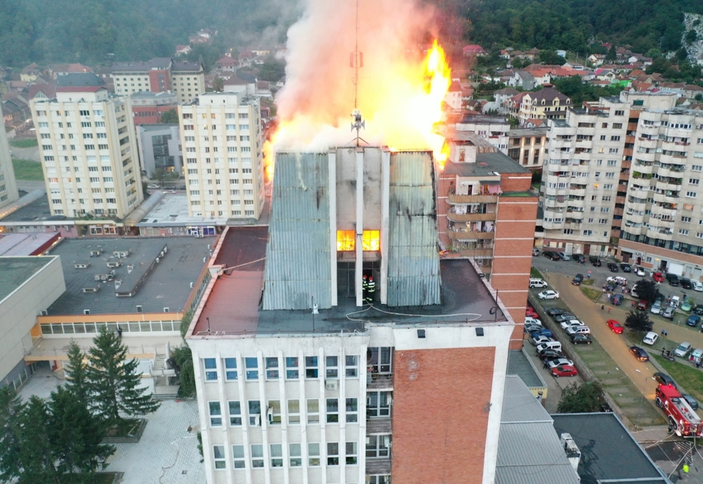 Dosar penal în cazul incendiului de la Palatul Administrativ