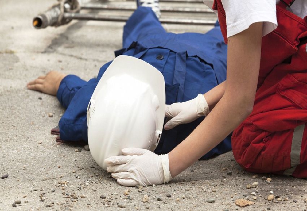 12 accidente de muncă, în iulie, în Bacău. Două persoane au murit