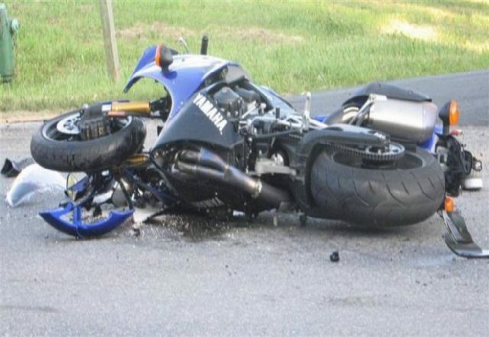 O femeie din Bulgaria a fost rănită, după ce a căzut cu motocicleta pe un drum din județul Giurgiu