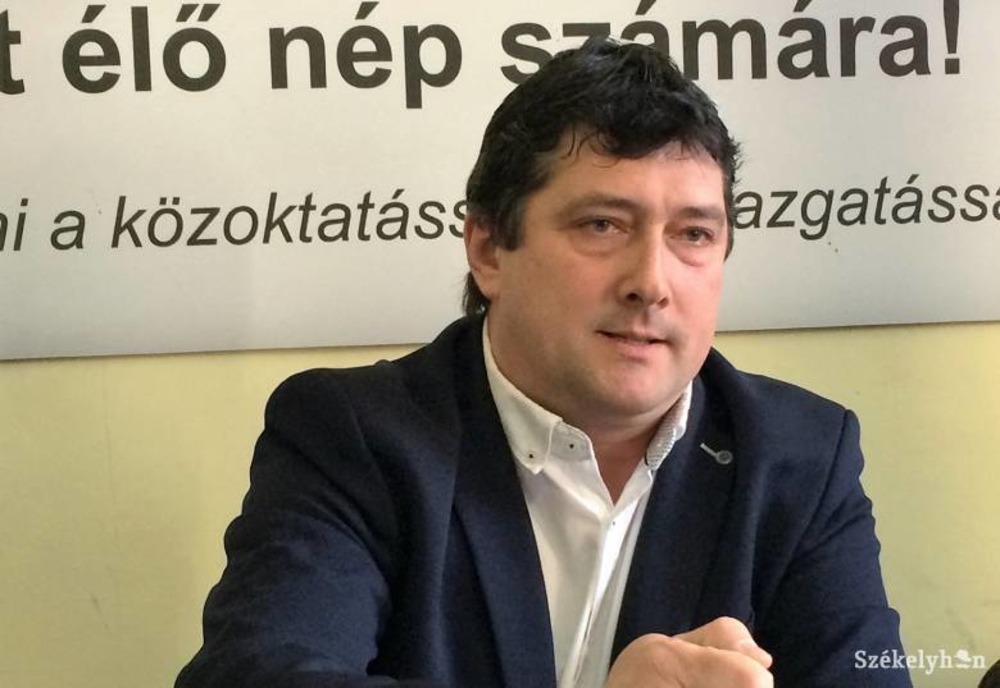 Deputatul Kulcsár-Terza József anunță că hack-erii i-au spart mailul și a trimis conținut pornografic