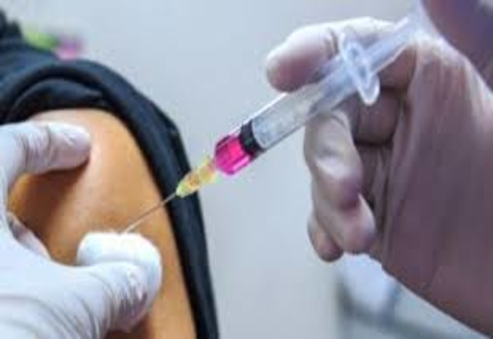 Peste 1.500 de doze de vaccin antigripal au ajuns în Bistrița-Năsăud
