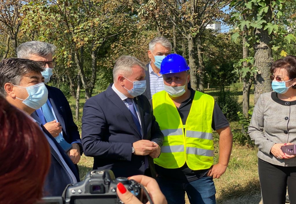 Ministrul Lucian Bode și ministrul Economiei, Virgil Popescu, vizită în Ialomița