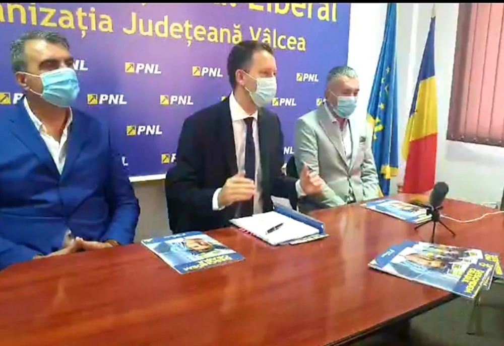 Vicepreședintele PPE, Siegfried Muresan, îi susține pe Virgil Pîrvulescu și Cristian Buican, să dezvolte Vâlcea