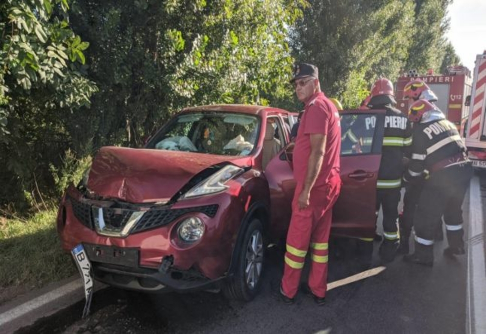 Doi bărbaţi răniţi într-un accident rutier petrecut în Prahova