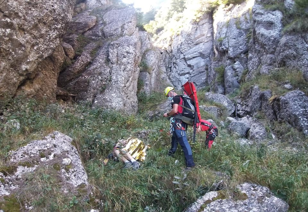Salvamontiștii  în alertă! Un turist a căzut pe Valea Seacă a Crucii din Bucegi
