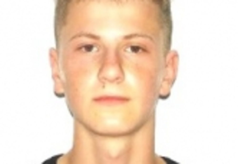 Minor în vârstă de 15 ani, din Pietroșița, căutat de polițiști după ce a plecat de la domiciliu și nu a mai revenit