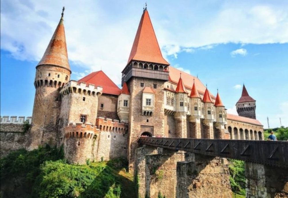 Se modifică programul de vizitare al Castelului Corvinilor din Hunedoara. Care este orarul de toamnă