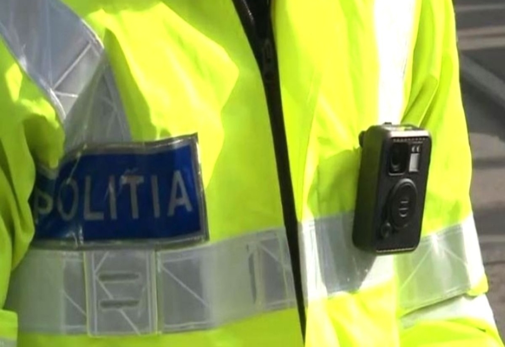 Poliţiştii din Teleorman au primit maşini noi şi bodycam-uri