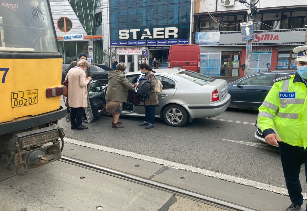 Accident în Craiova, provocat de un şofer din Olt