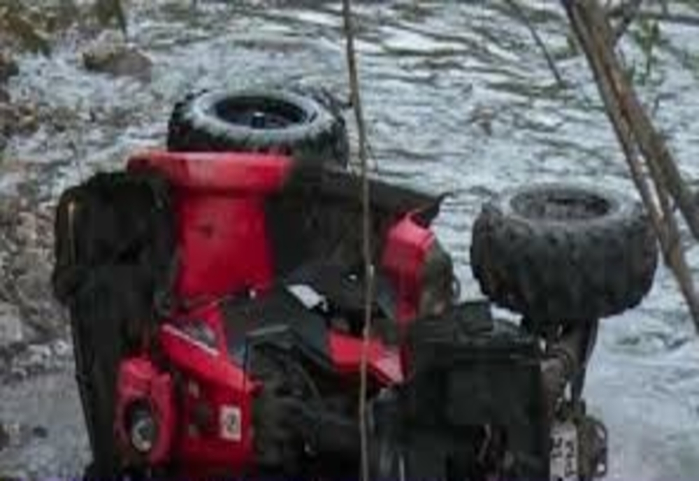 Turist grav accidentat după ce a căzut cu ATV-ul pe Valea Azugii