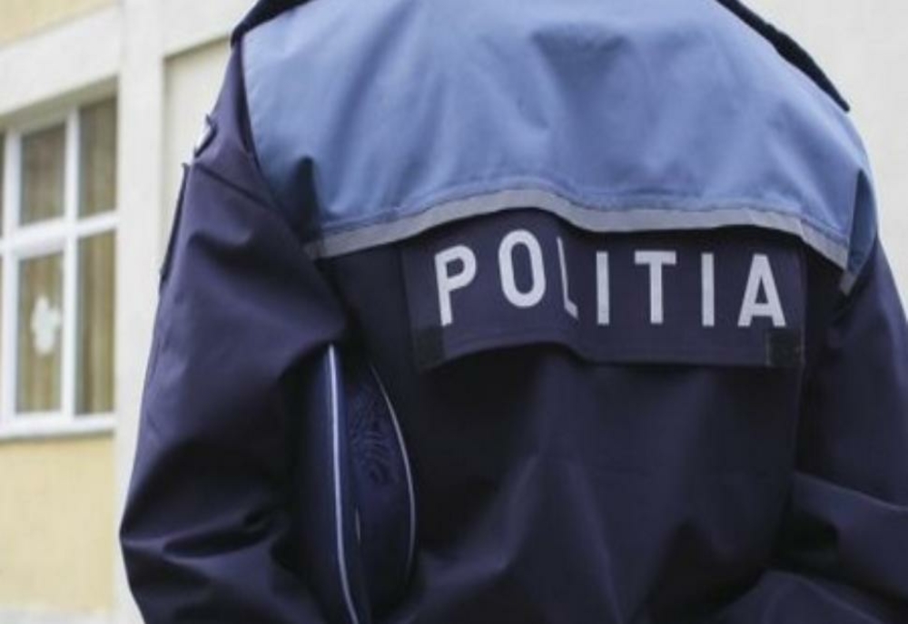 Polițiști în civil vor patrula pe stradă pentru a verifica dacă românii poartă mască