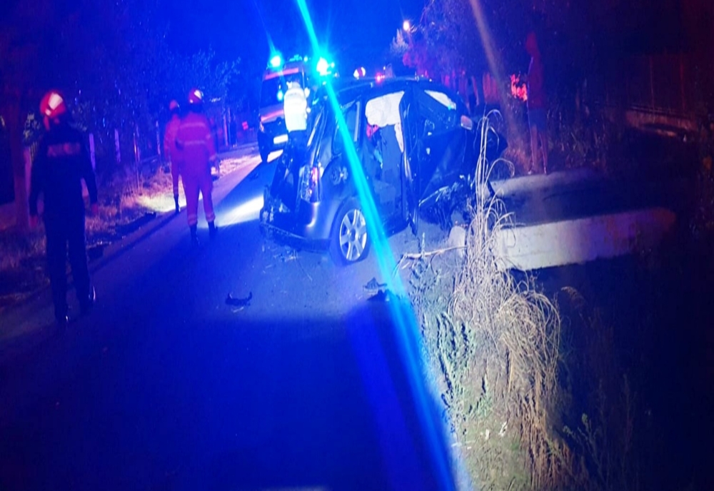 VIDEO. Un şofer băut şi-a distrus maşina într-un accident rutier, în judeţul Olt