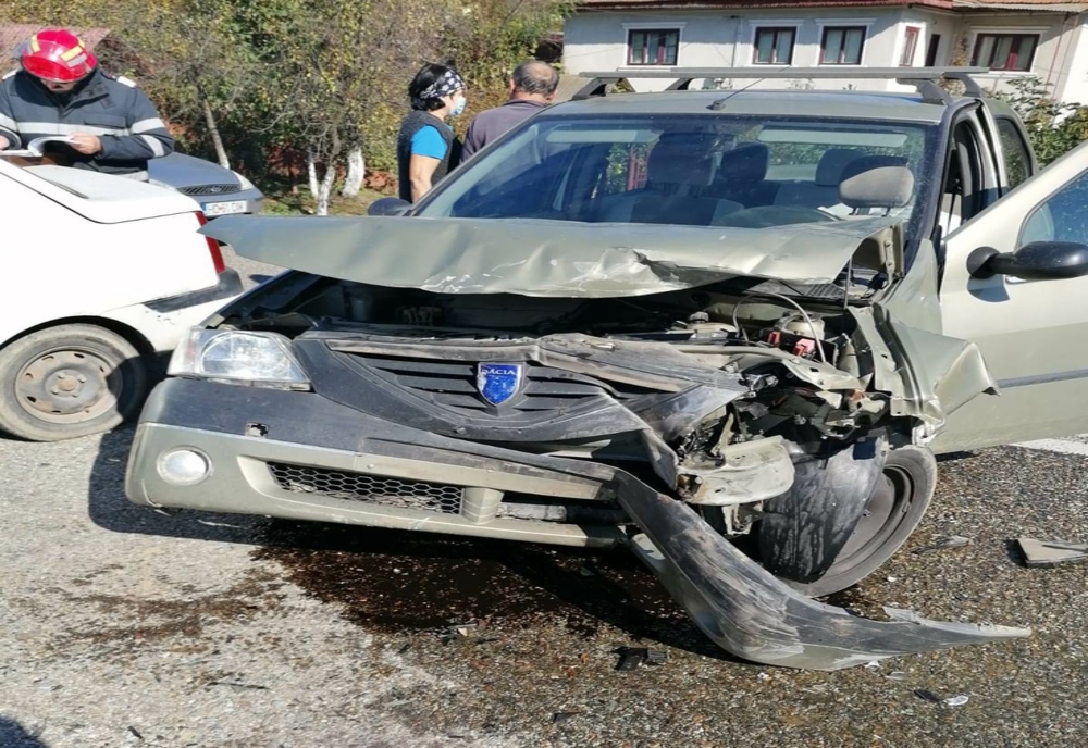 FOTO: Două persoane la spital, în urma unui accident rutier petrecut în Motru