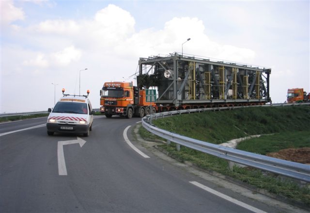 Restricții de trafic pe DN 39, pentru efectuarea unui transport agabaritic