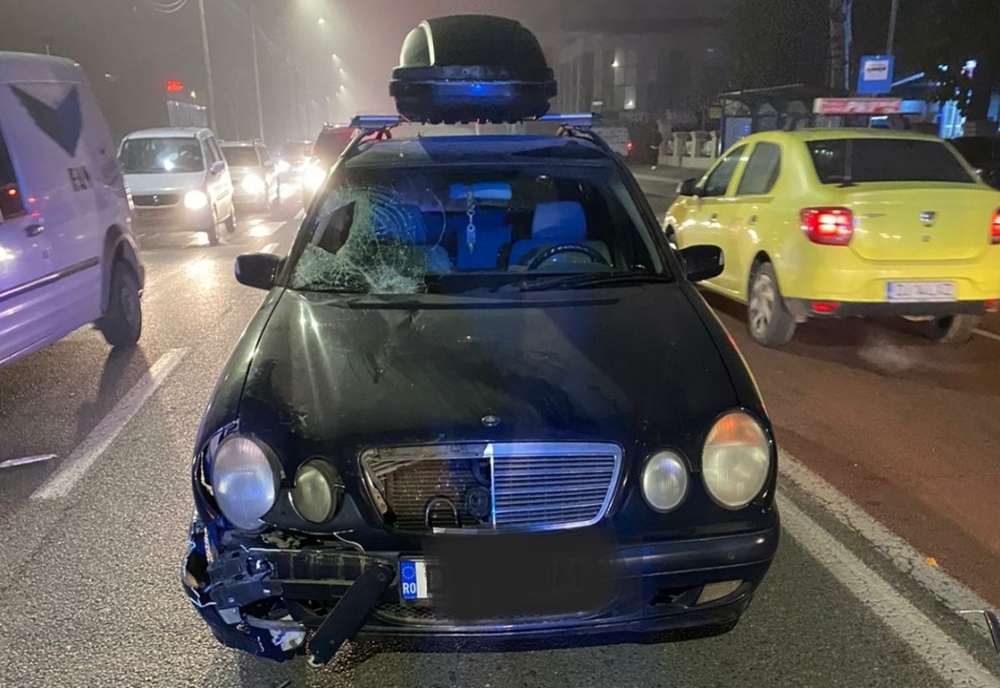 Craiova: Lovită pe trecerea de pietoni, de un autoturism condus de un şofer băut