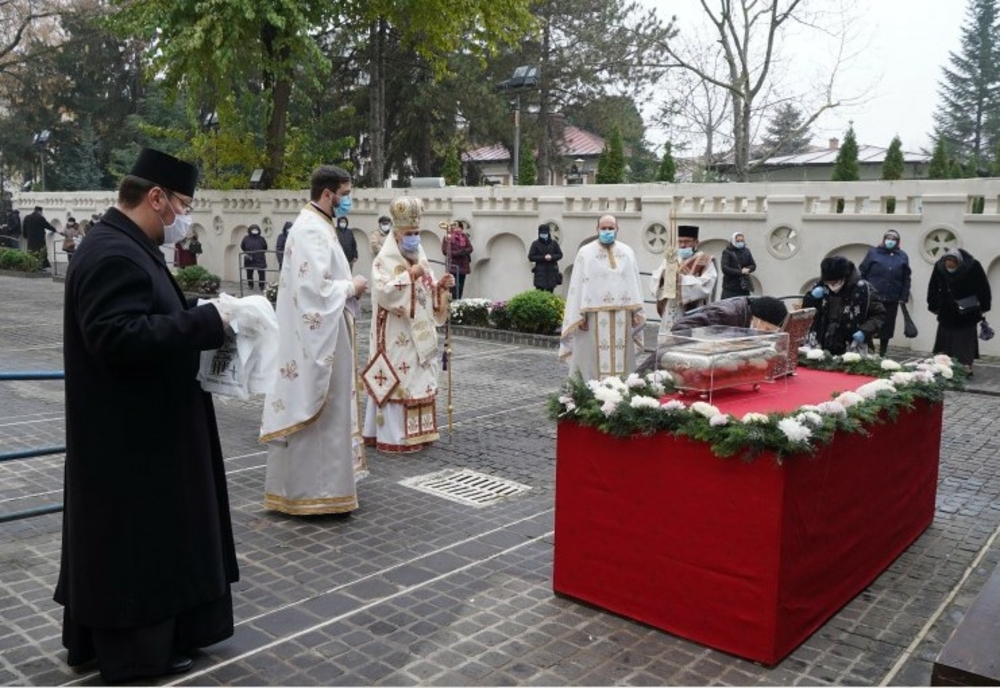 Deschiderea oficială a sărbătorii Sf. Andrei la Catedrala Arhiepicopală din Galaţi