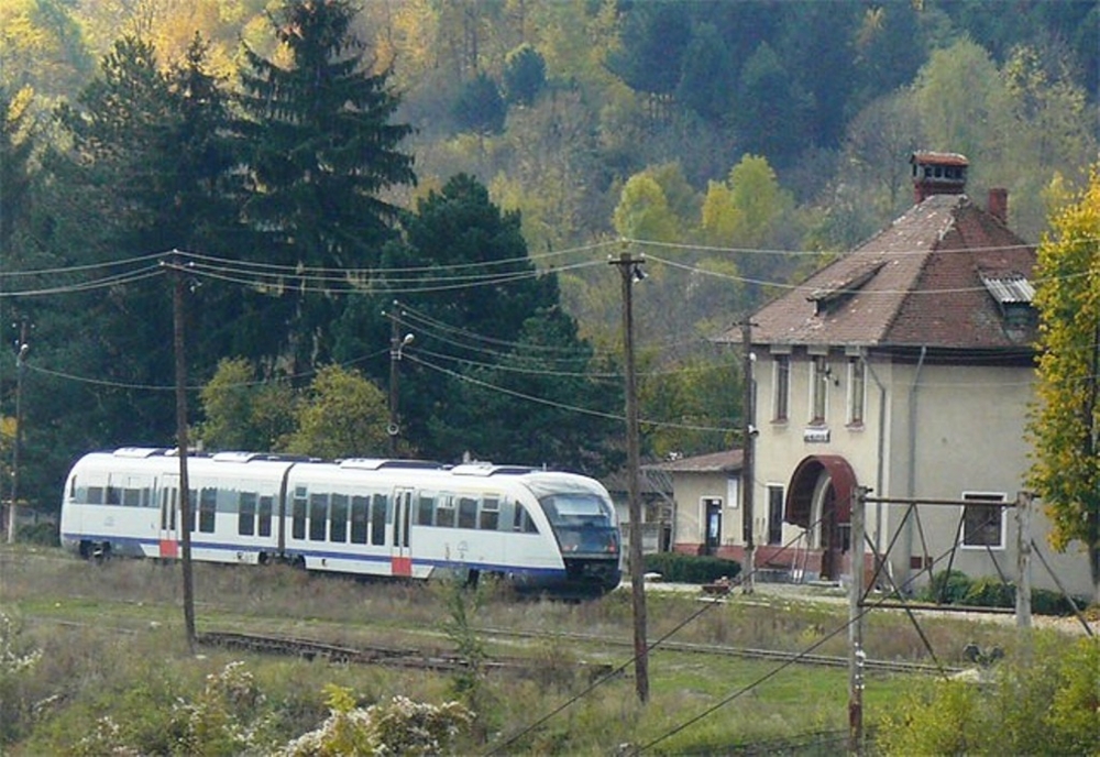 A fost reluată circulația feroviară pe ruta Pietroșița – Târgoviște – București