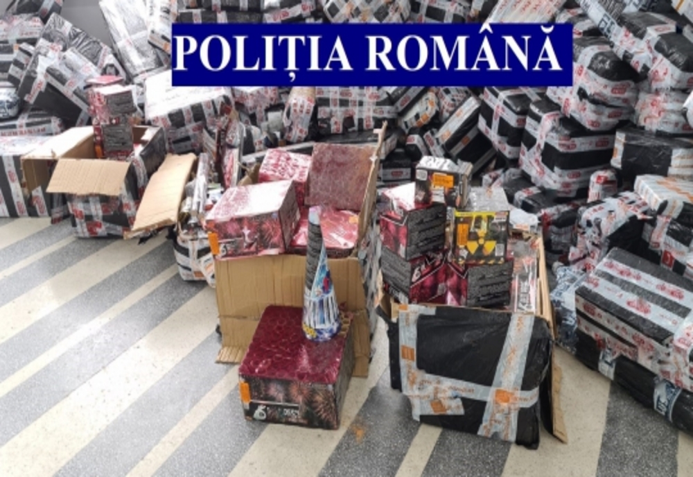 Șapte tone de obiecte pirotehnice interzise, confiscate de polițiști