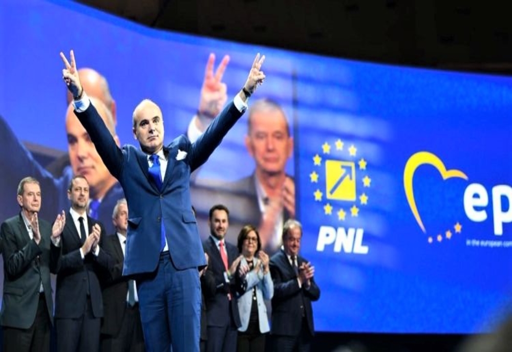Rareș Bogdan anunță cine îl susține în reformarea PNL: „Emil Boc, Ilie Bolojan si tabara reformistilor. Am fost izolat imediat dupa europarlamentare”